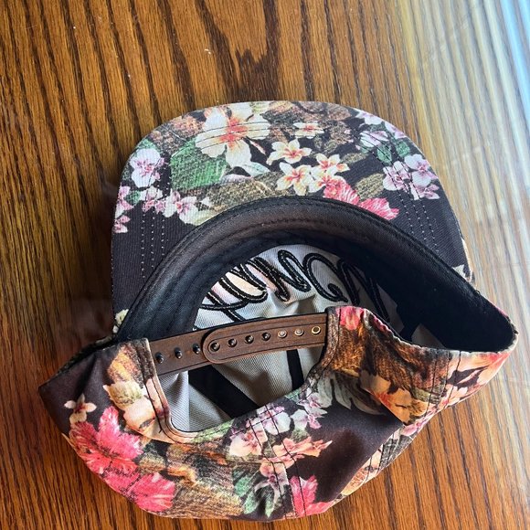 Baseball cap / hat, Fancy - Picture 2 of 3